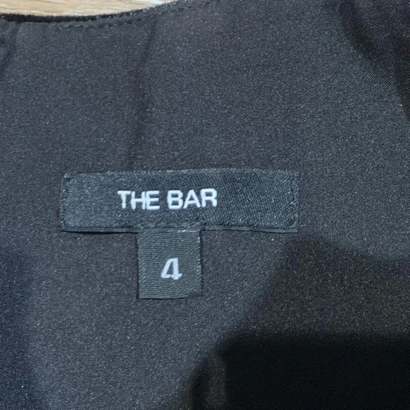 The Bar Dion Dress - Picture 7 of 7